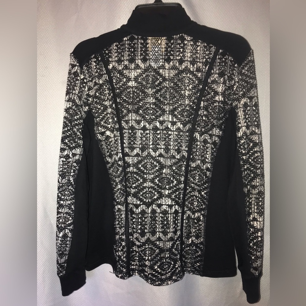 Ruby Rd, Zip-up Black Top, Women’s size large. - Picture 4 of 5